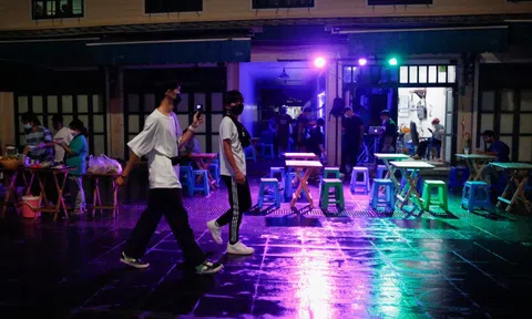 Thái Lan mở cửa nhưng Khaosan chưa sáng đèn