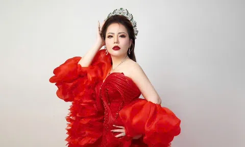 Hoa hậu - Nguyễn Thụy Lê Thùy “Cầm cân nảy mực” tại Hoa hậu Doanh nhân Du lịch Thế giới 2025