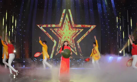 Tài năng kinh doanh hay sức hút nghệ thuật - Đâu là yếu tố tạo nên "thương hiệu của Anna Yến Phượng"?