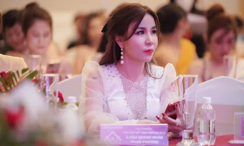 Á hậu Phan Phương ‘gây thương nhớ’ tại buổi họp báo Hoa hậu Quý bà Việt Nam Toàn cầu 2022