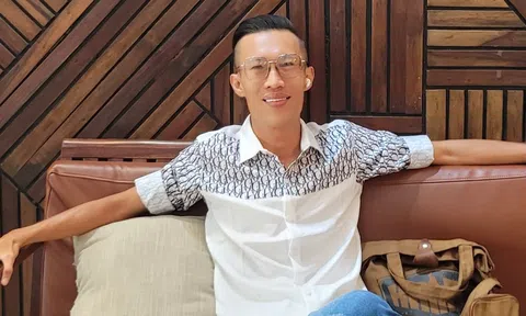 Đạo diễn, nhạc sĩ Khang Điền bảo làm nghệ thuật gọi là hy sinh thì nên đi tìm việc khác.